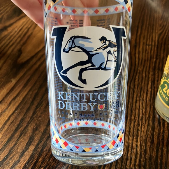Kentucky Derby & Breeders Cup Glasses 2017 & 2020 - Picture 2 of 6